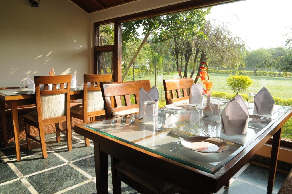 Naturoville Ayurvedic And Yoga Retreat Hotell Rishīkesh Eksteriør bilde