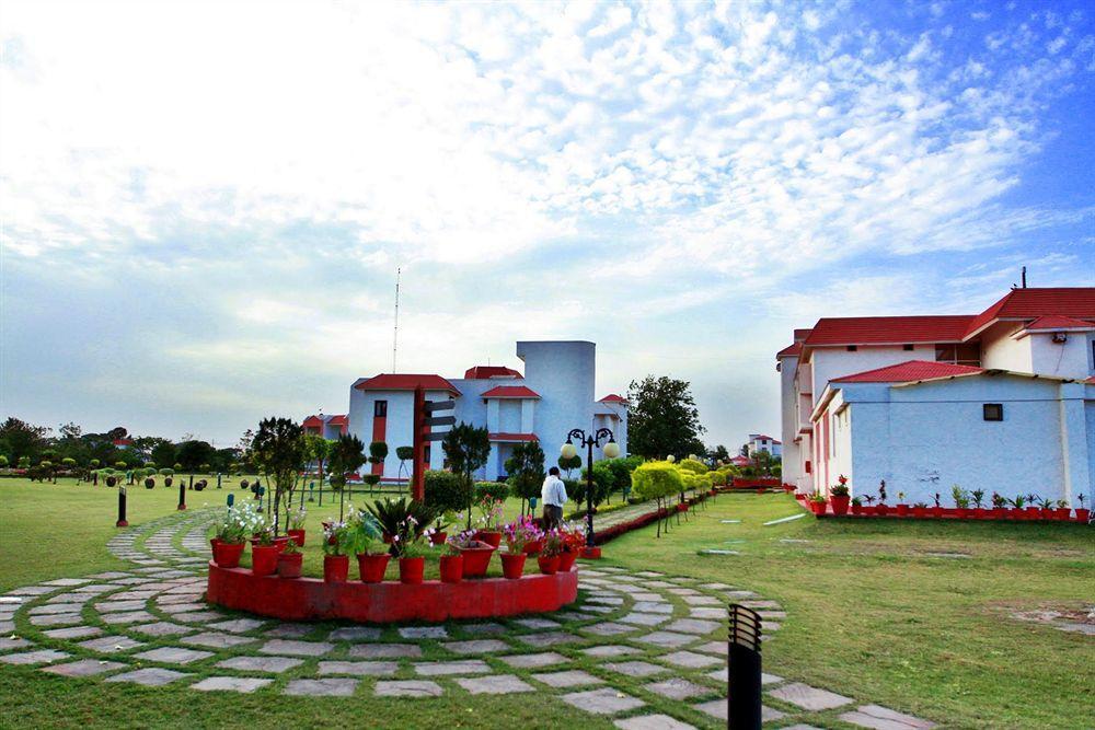 Naturoville Ayurvedic And Yoga Retreat Hotell Rishīkesh Eksteriør bilde