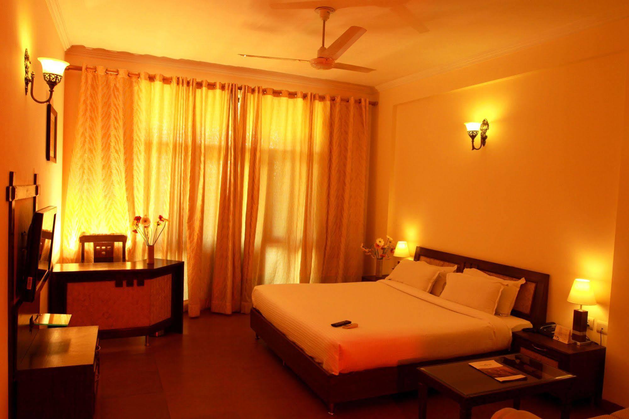 Naturoville Ayurvedic And Yoga Retreat Hotell Rishīkesh Eksteriør bilde